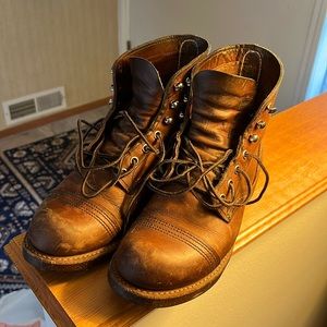 Red Wing Iron Rangers Men’s Size 5.5 D Width